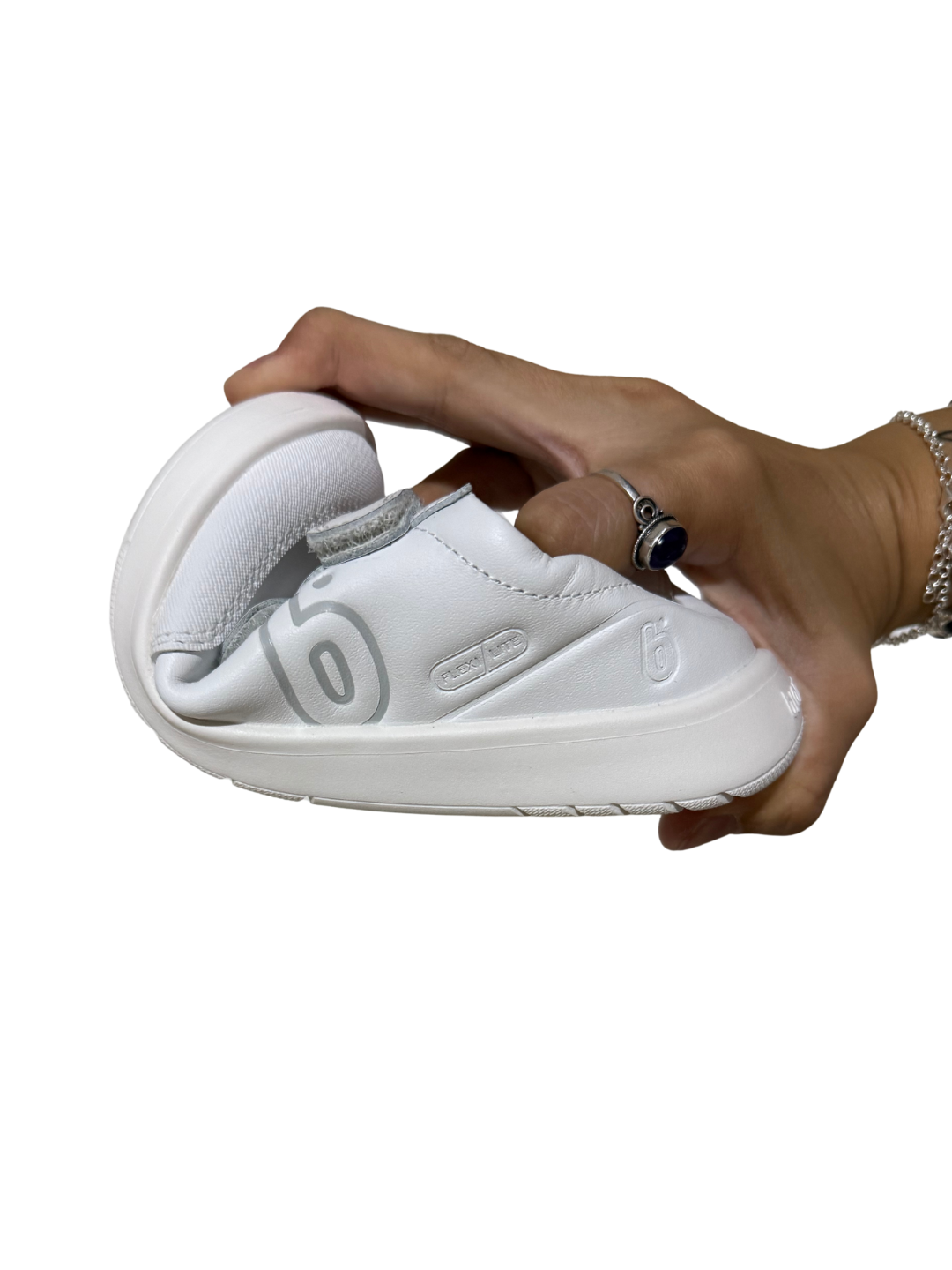 zapatilla piel blanca b biomecanic