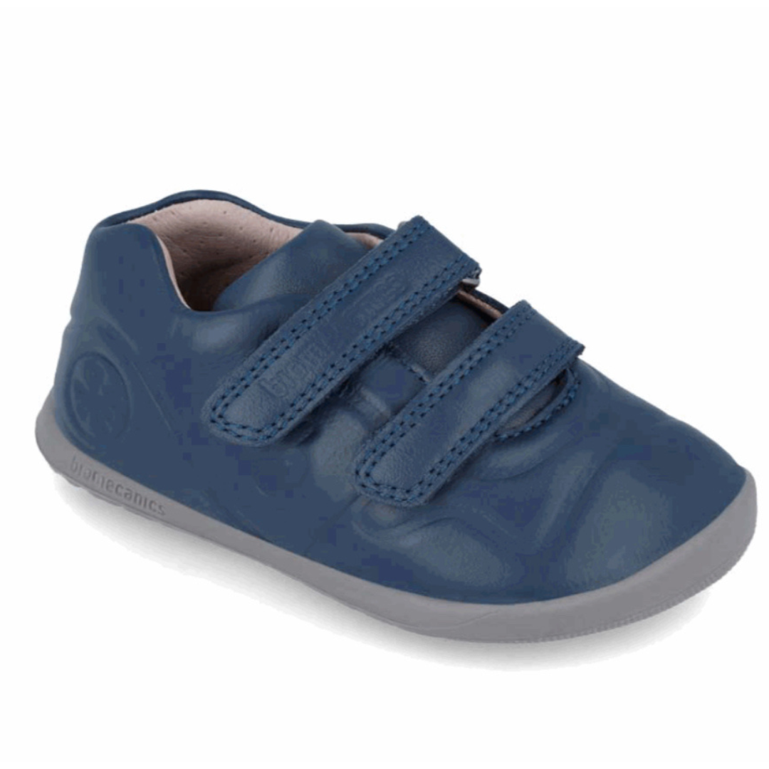 Zapatilla deportiva respetuosa azul marino Biomecanics