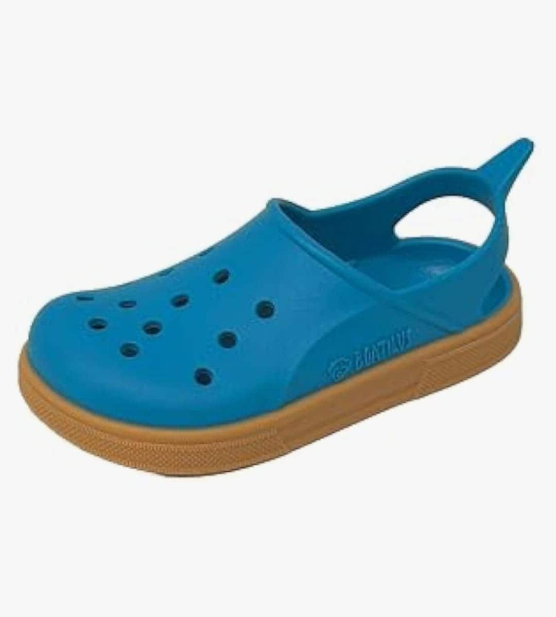 Sandalia Boatilus infantil verde menta — calzado respetuoso para piscina y playa